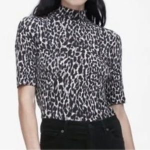 Banana Republic Soft Stretch Modal Cheetah Mock Neck Top, Size Small